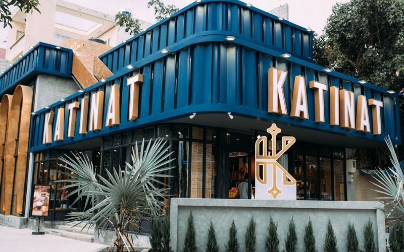 Katinat – Target Audience là giới trẻ thành thị, văn phòng và học sinh, sinh viên yêu thích trải nghiệm cà phê hiện đại