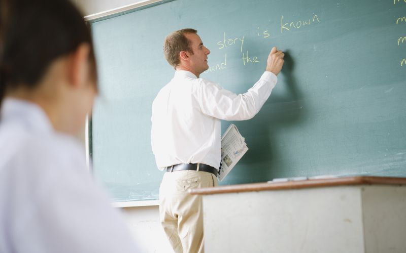 Phát triển kỹ năng và ngoại ngữ